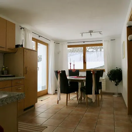 Mezpra Apartment *