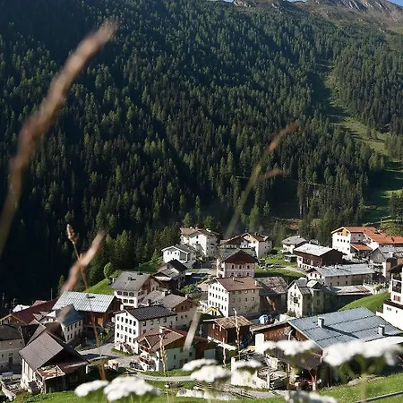 Mezpra142 アパート ザムナウン